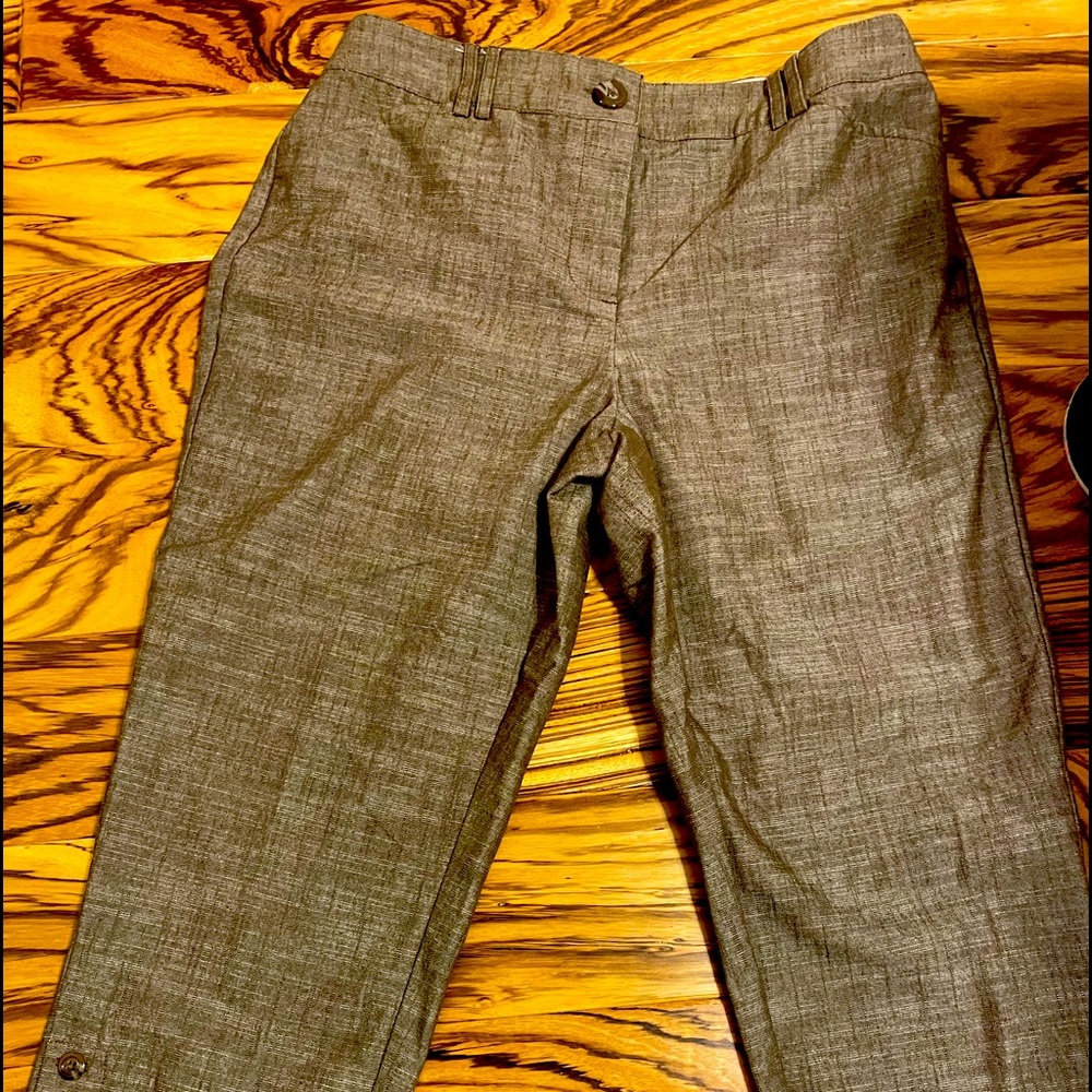 Career capris